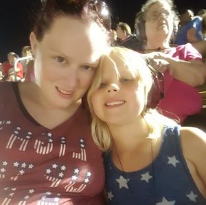 Meet your Posher, Meredith